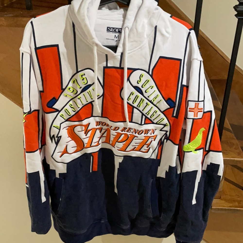 Staples Nyc hoodie- medium